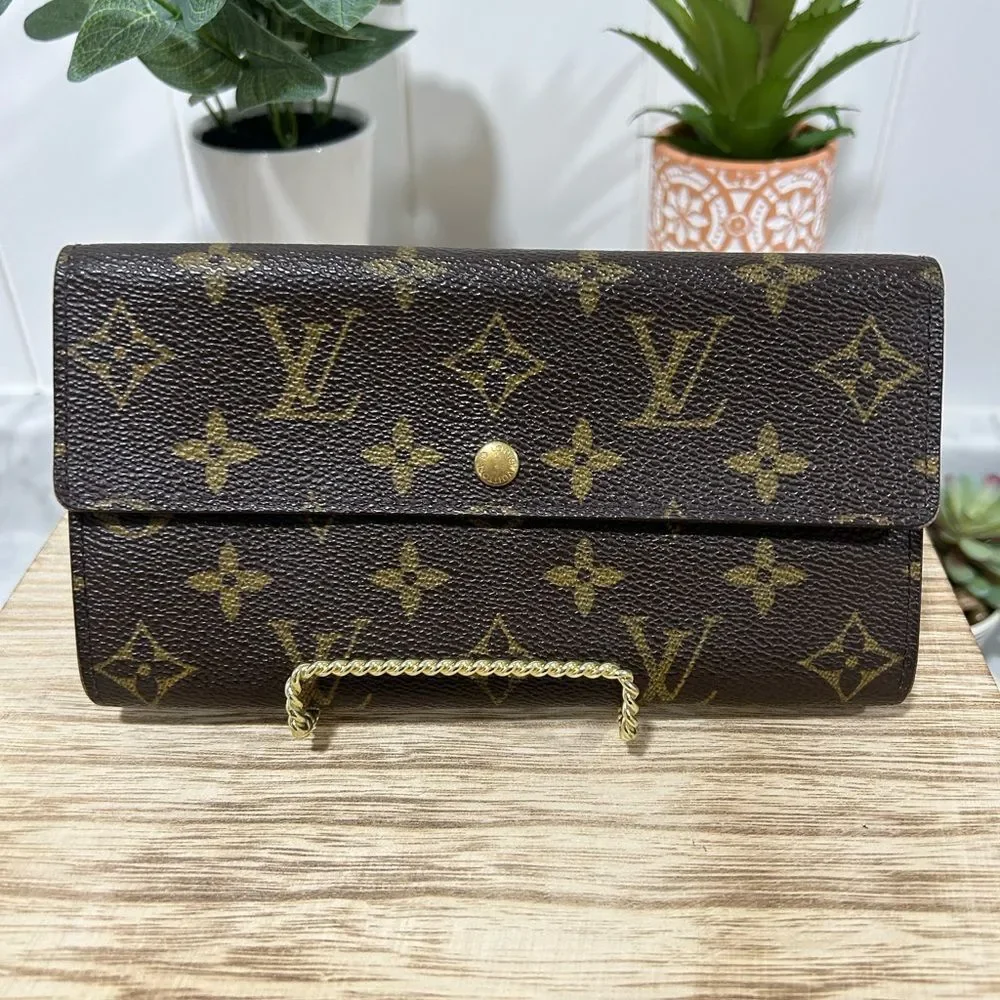 🌻 Louis Vuitton Monogram Portefeiulle Sarah Long Bifold Wallet /7M0002